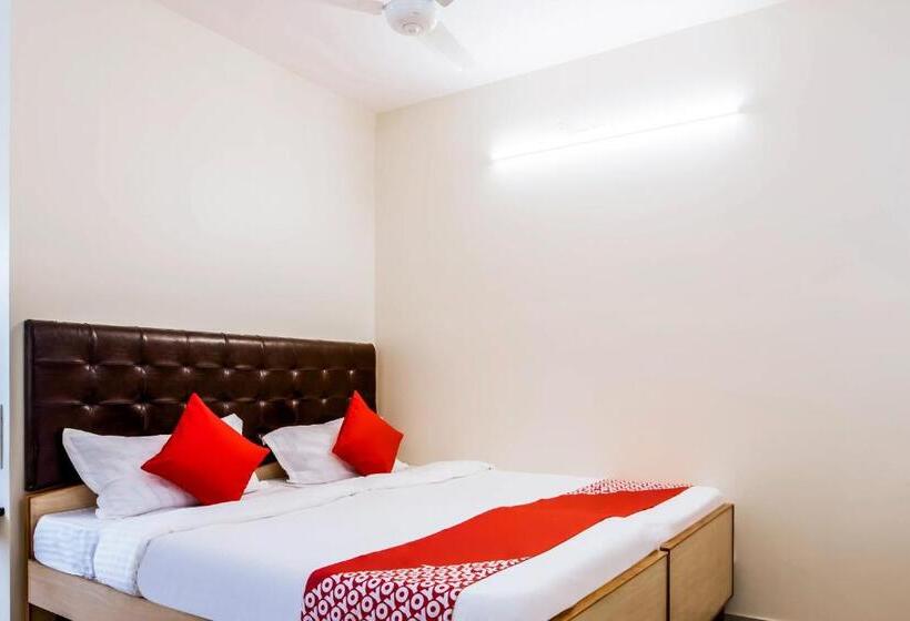اتاق لوکس سه تخته, G P Residency By Oyo Rooms