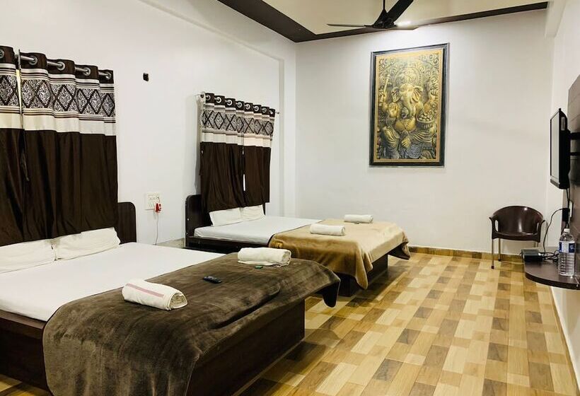 家庭间, Silka Inn