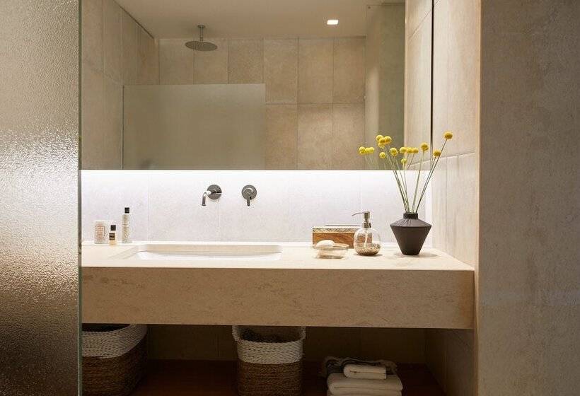 Suite Familiar, Elix, Mar Bella Collection