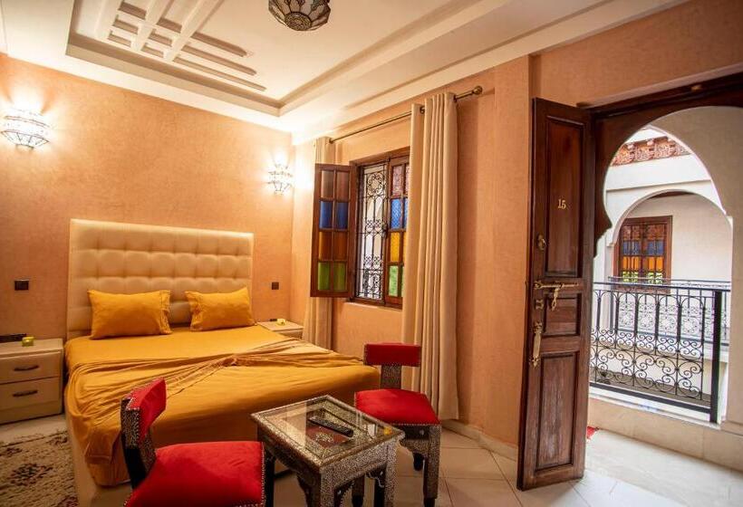 اتاق لوکس با تخت بزرگ, Riad Aymane