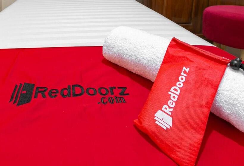 Номер Стандарт, Reddoorz Syariah Near Titik Nol Yogyakarta