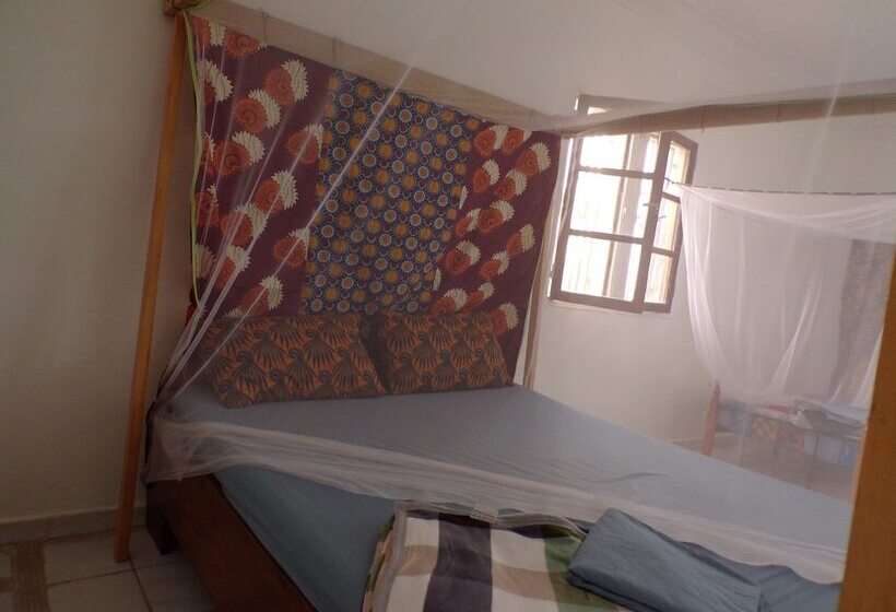 اتاق خانوادگی, Le Triskell Auberge   Hostel