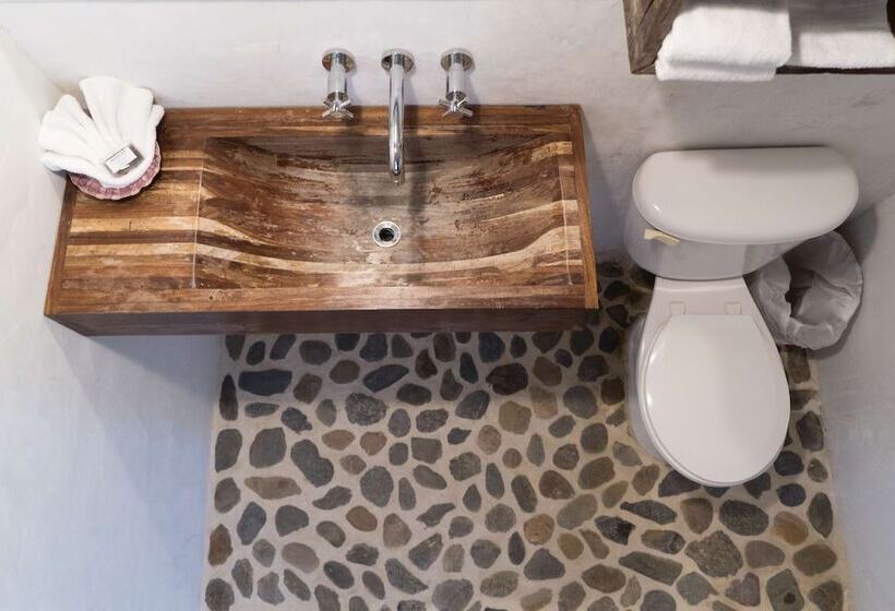 Хижина, Thatch Caye, A Muy Ono Resort