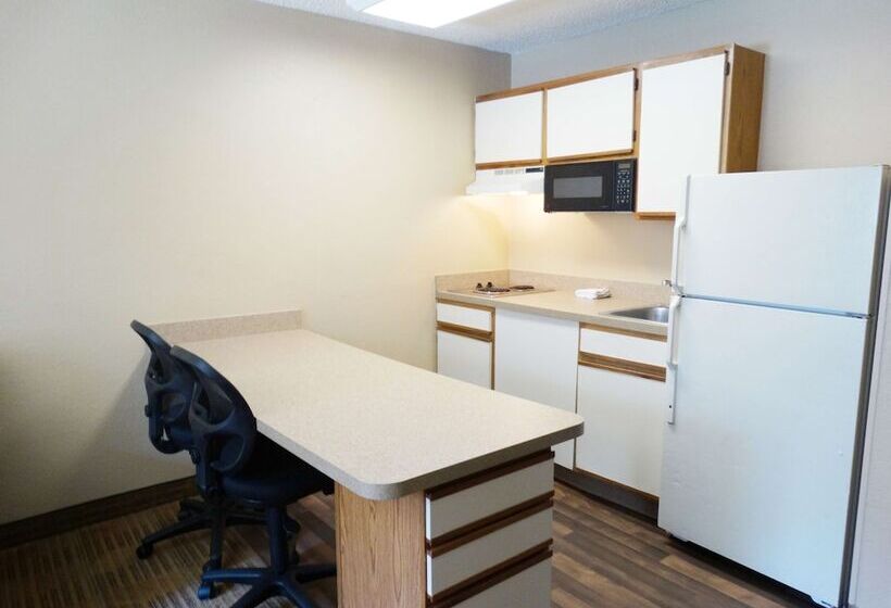 Люкс, Extended Stay America Suites  Louisville  Alliant Avenue