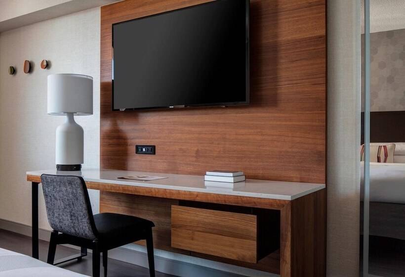 Номер Стандарт 2 Двуспальные Кровати, New York Laguardia Airport Marriott