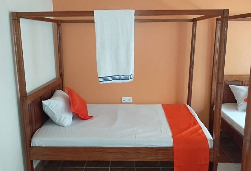 اتاق لوکس, Mali Guest House