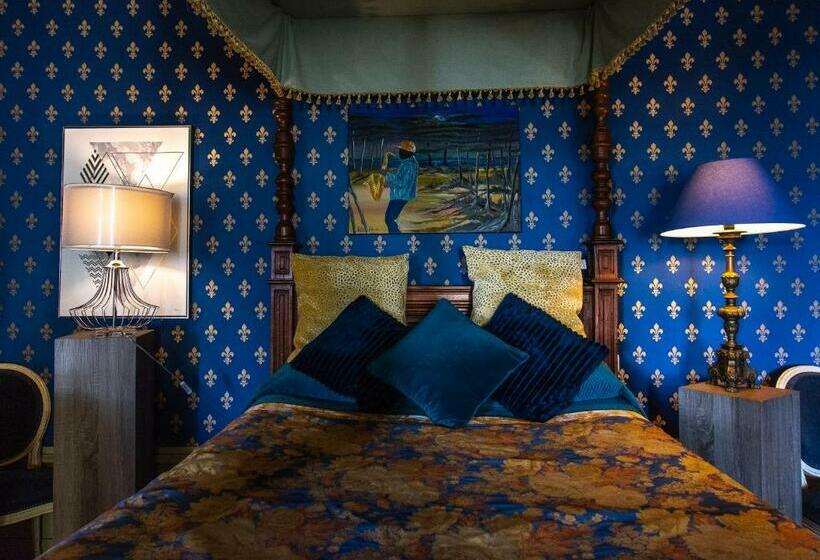 Номер Deluxe, Château De Pramenoux
