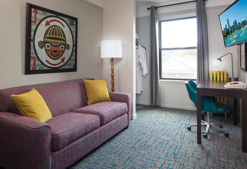 Suite, City Suites