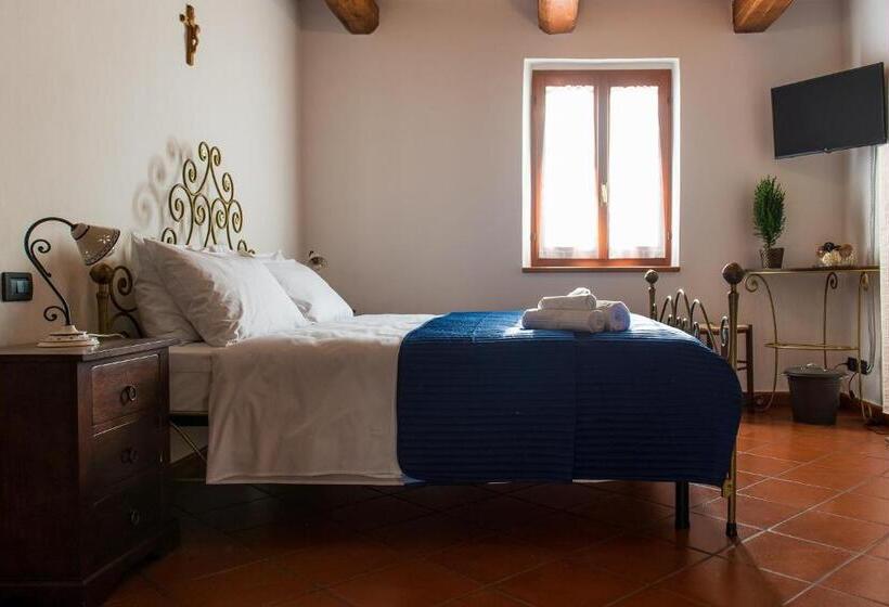 스탠다드 룸, B&b I Pini Di Storaco