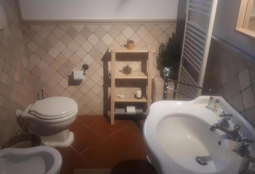 스탠다드 룸, B&b I Pini Di Storaco