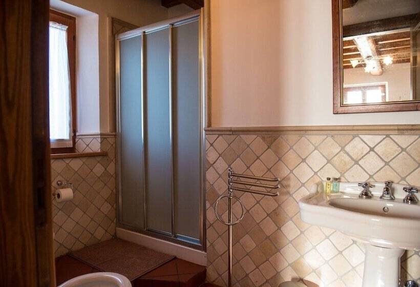 스탠다드 룸, B&b I Pini Di Storaco