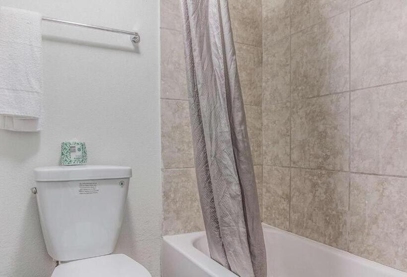 Четырехместный Номер Стандарт, Motel 6 Texarkana, Ar
