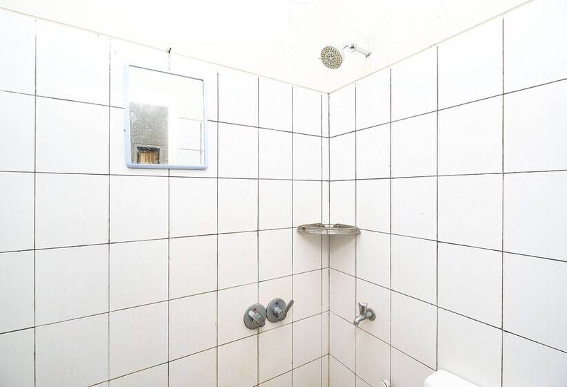 Номер Стандарт, Spot On 2414 Homestay Potroyudan Syariah