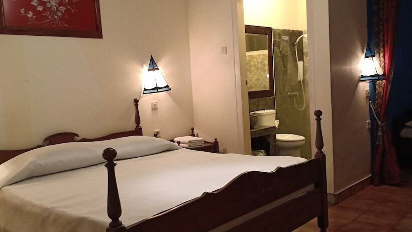 Трехместный Номер Deluxe, Bunga Ayu Seaside Resort