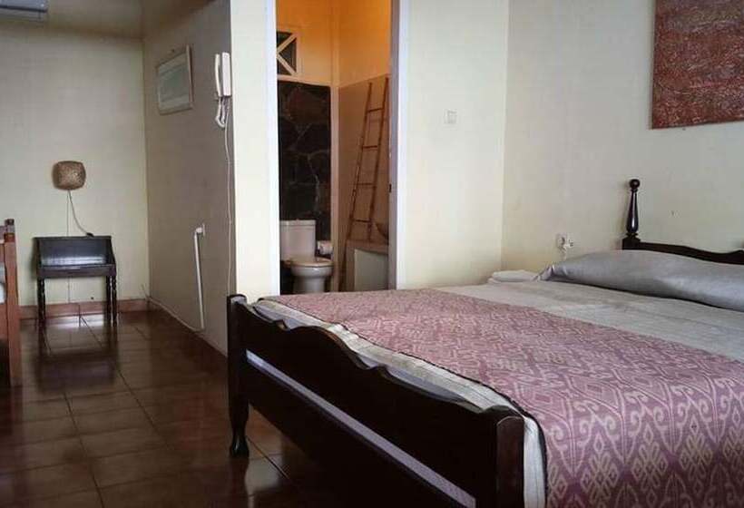 Трехместный Номер Deluxe, Bunga Ayu Seaside Resort