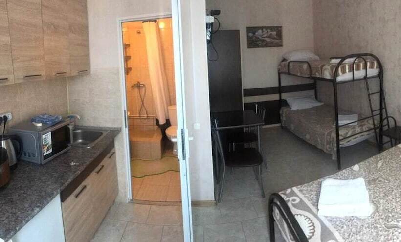 Семейный Номер, Guest House Kovcheg