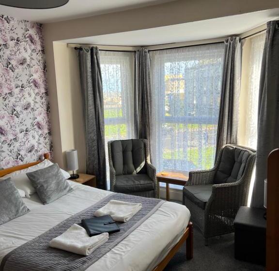 Семейный Номер Вид на Море, Willows Guest House