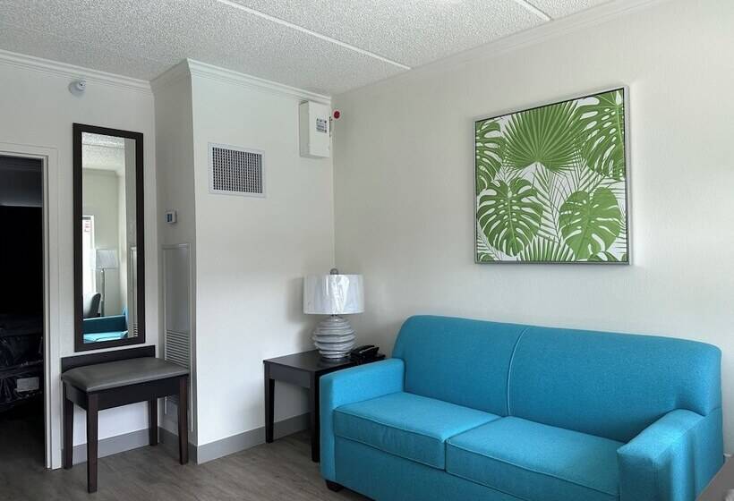 Люкс Кровать Кинг, Oasis Bay Suites, Tampa, Busch Gardens, Usf