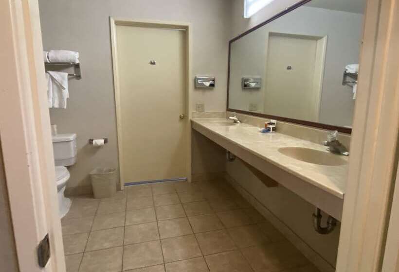스위트, Ramada By Wyndham Los Angeles/wilshire Center