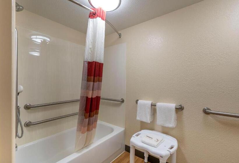 Номер Superior Адаптированный для Инвалидов, Red Roof Inn Detroit   Dearborn Greenfield Village