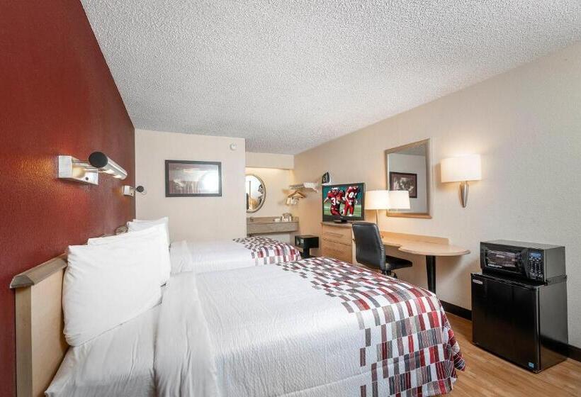 Номер Deluxe, Red Roof Inn Detroit   Dearborn Greenfield Village