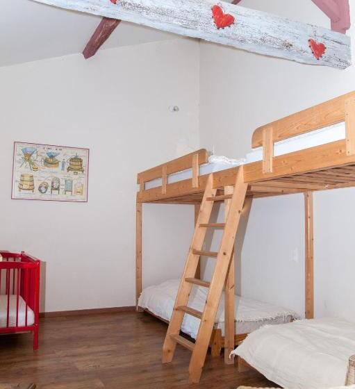 Дом 3 Спальни, Château La Villatade