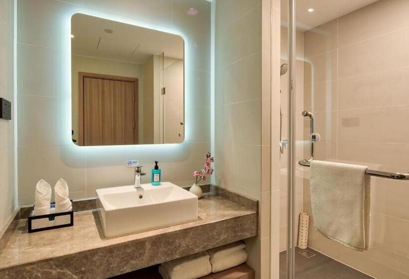 스탠다드 룸 킹사이즈 침대, Holiday Inn Express Liaocheng Chiping, An Ihg