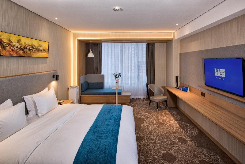 스탠다드 룸 킹사이즈 침대, Holiday Inn Express Liaocheng Chiping, An Ihg
