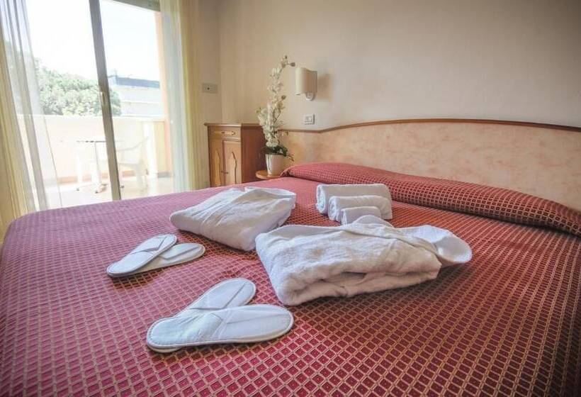 Triple Room Sea View, Cervia