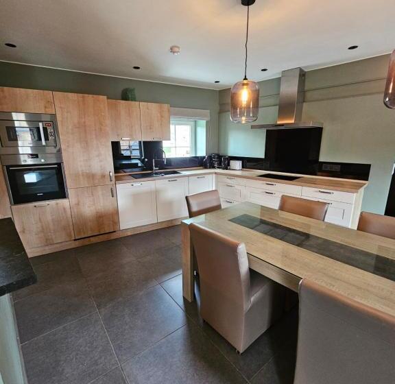 침실 3개 주택, B&b Hoeve De Brieser
