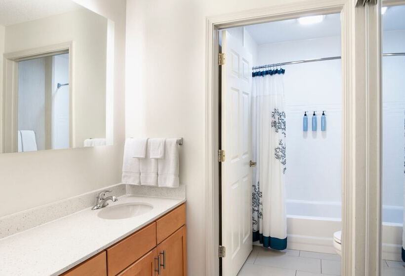 Люкс 2 Спальни, Residence Inn Cincinnati Airport