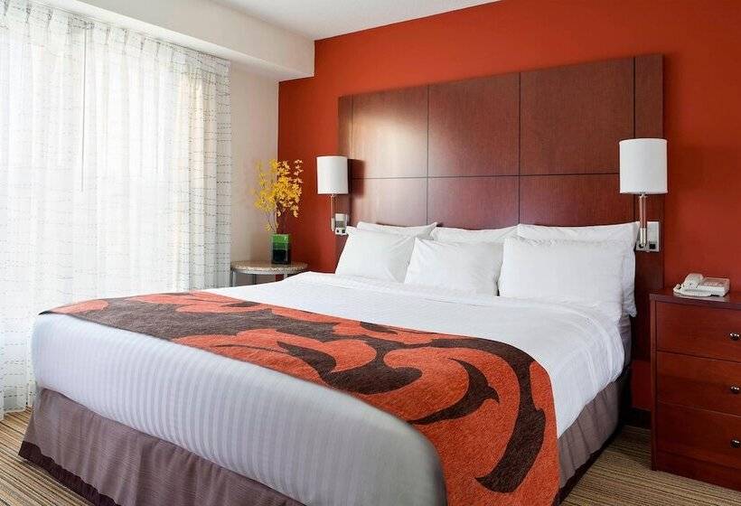 Люкс, Residence Inn Madison East