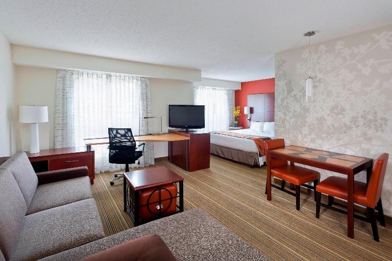 Студио Стандарт Кровать Кинг, Residence Inn Madison East