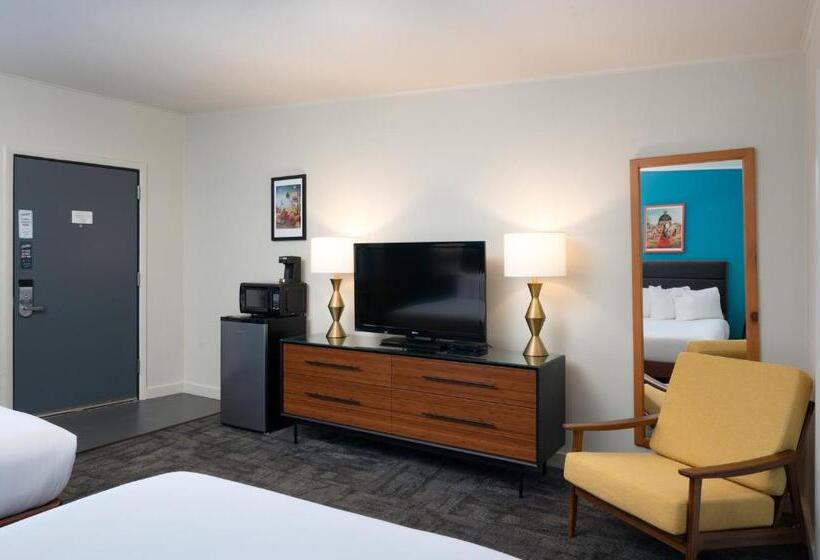 Номер Стандарт 2 Двуспальные Кровати, Sapphire Motel Midtown Bozeman