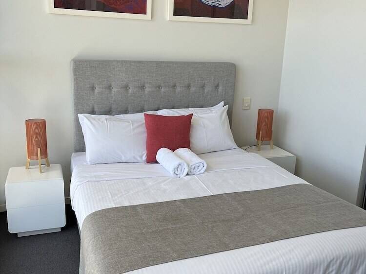 침실 2개 아파트, Tasha S Apartments On Warwick