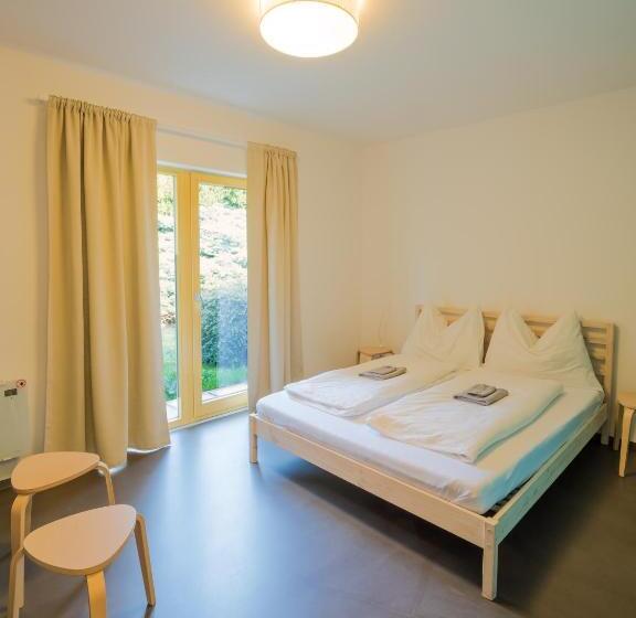 اتاق استاندارد, Hostel Zahrada Mikulov