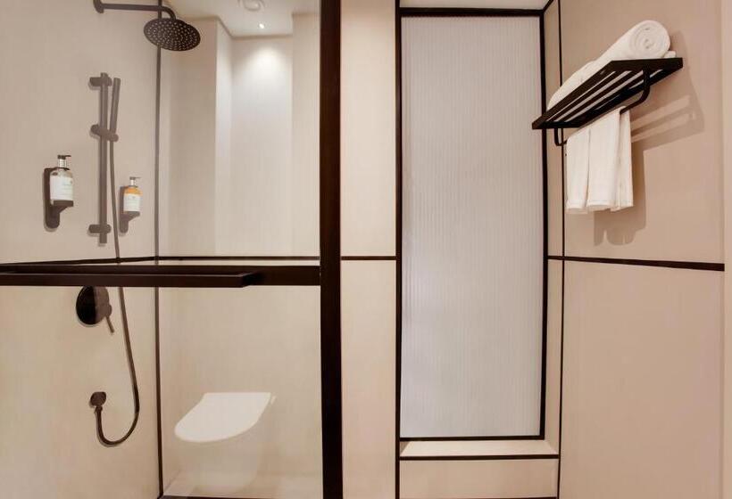 سوییت, Lemon Tree Hotel, Jumeirah Dubai