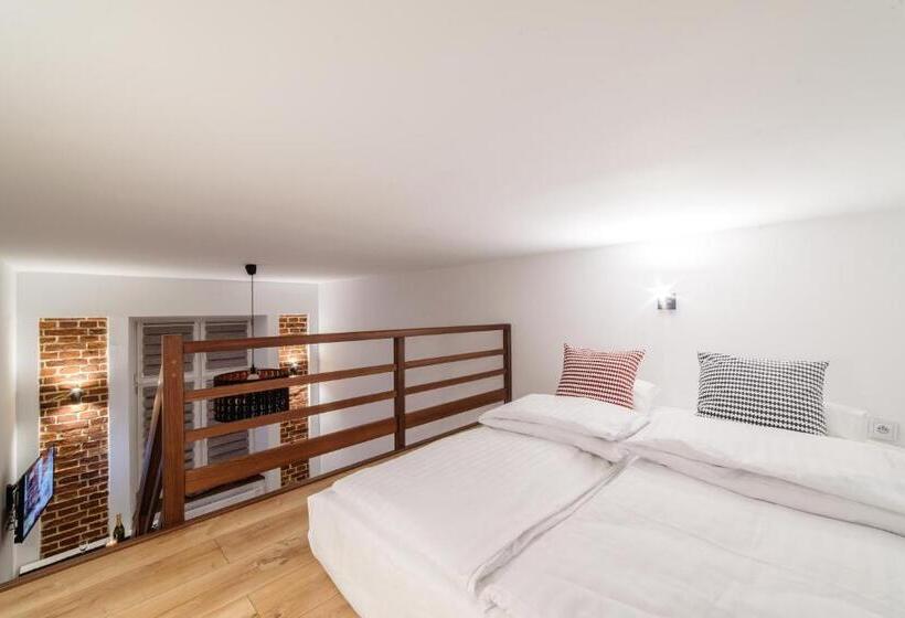 شقة ديلوكس غرفة نوم واحدة, 2 Nights Apartments