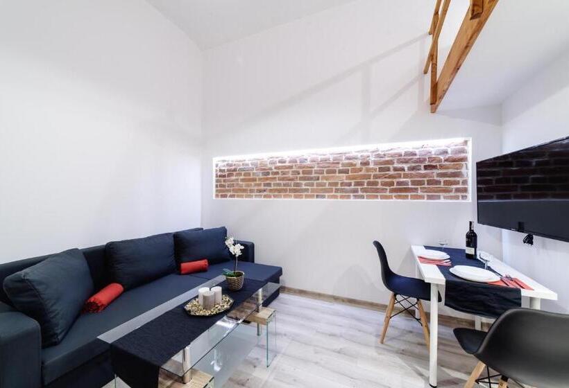شقة غرفة واحدة, 2 Nights Apartments