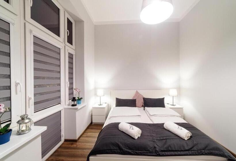 شقة غرفة نوم واحدة مزودة بشُرفة, 2 Nights Apartments