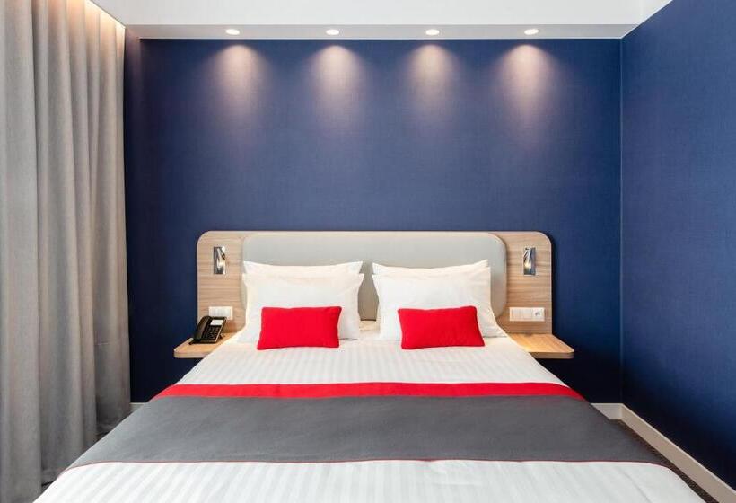 Номер Стандарт Адаптированный для Инвалидов, Holiday Inn Express   Rzeszow Airport, An Ihg