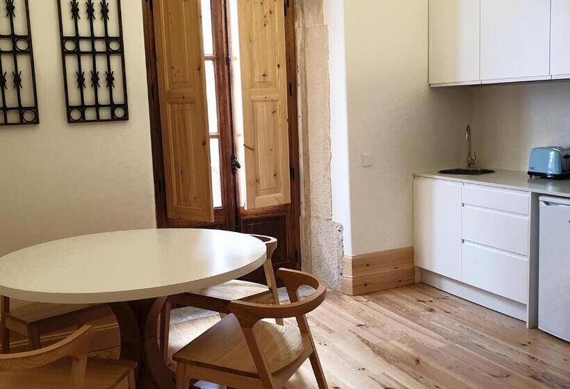 اتاق خانوادگی, Casa Da Baixa Downtown House