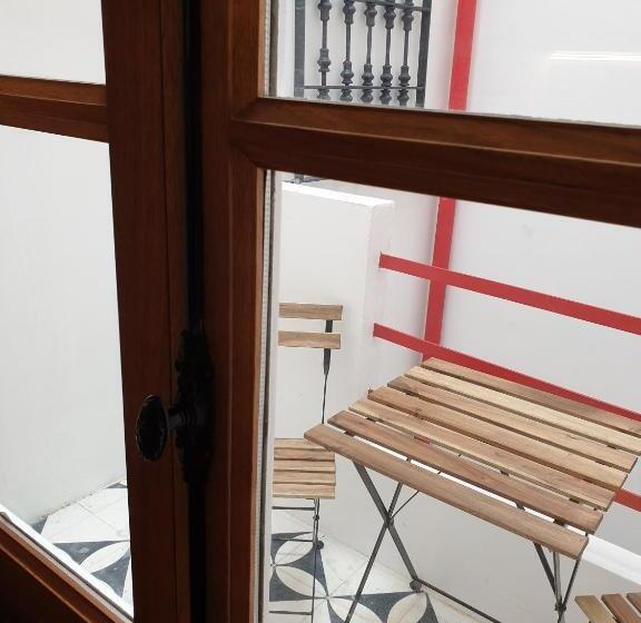 سوییت لوکس, Casa Da Baixa Downtown House
