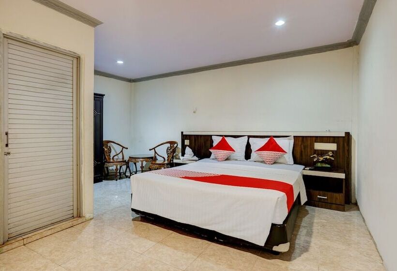 Люкс Повышенной Комфортности, Oyo 2972 Wisma Sartika