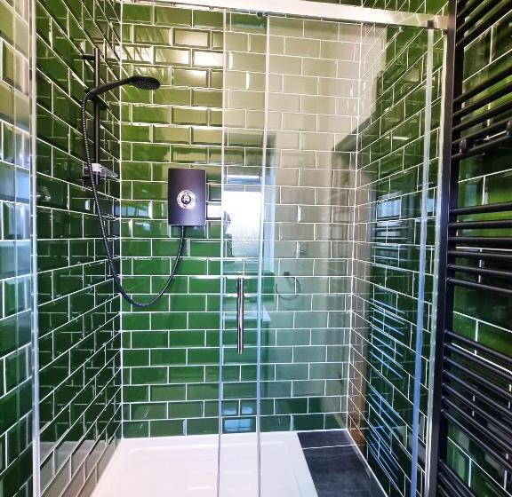 Студия Стандарт, Ricky Road Guest House   Wizard Studio Room Available To Book Now