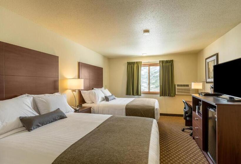 Четырехместный Номер Стандарт, Cobblestone Inn & Suites  Merrill