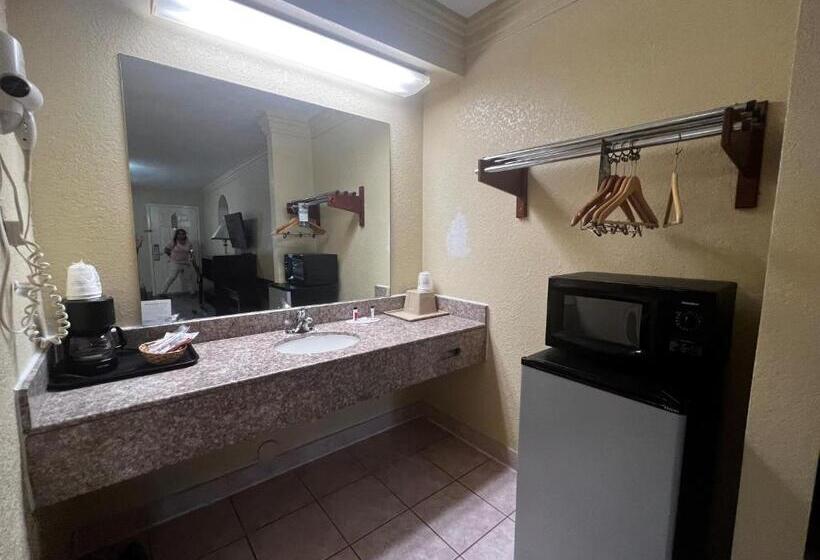 Люкс, Super 8 By Wyndham Houston West Katy