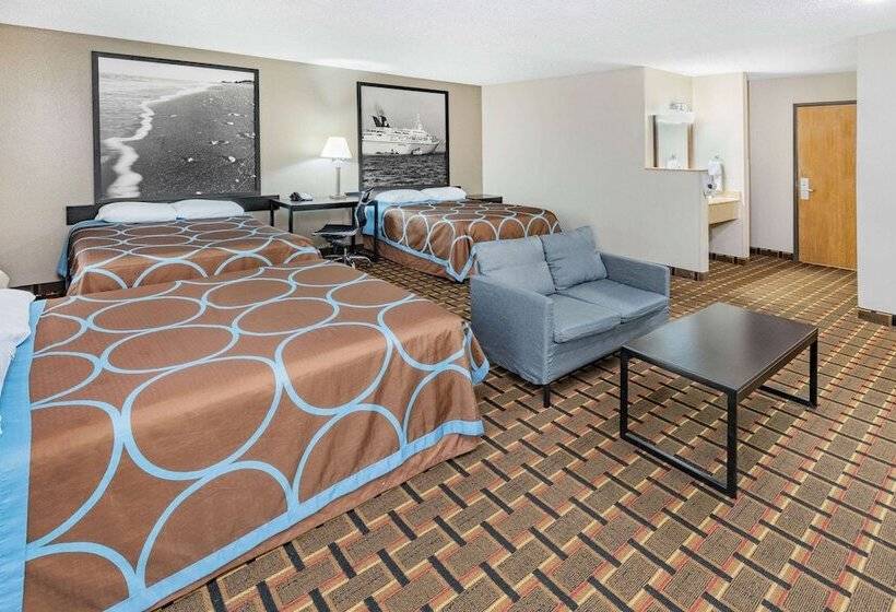 Студия Стандарт, Super 8 By Wyndham League City Kemah Area