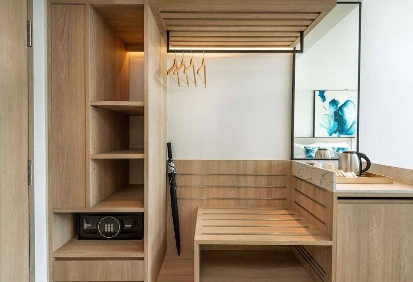 Номер Стандарт, Hilton Garden Inn Phuket, Thailand