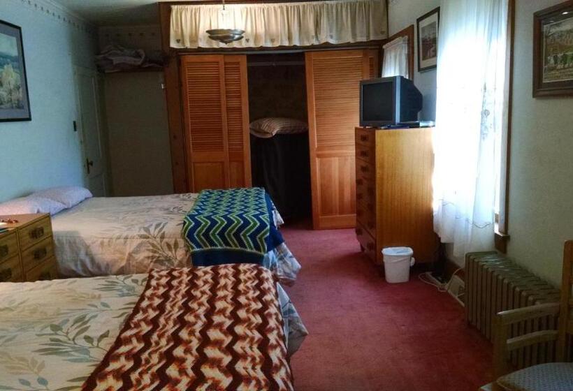 Номер Стандарт, Fish & Loaves Bed And Breakfast